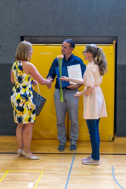 Prof. dr. Gregor Starc v imenu SLOfit sprejema Šturmovo nagrado Prof. dr. Gregor Starc v imenu SLOfit sprejema Šturmovo nagrado