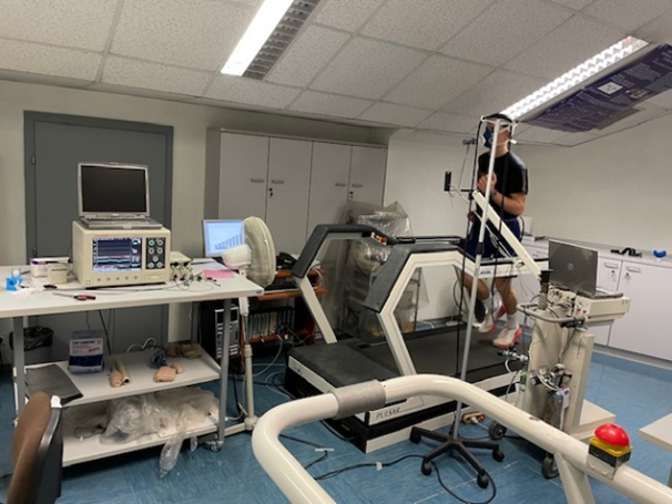 Meritve teka na tekoči preprogi