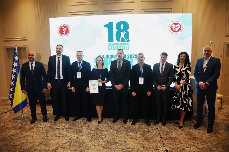 Skupna fotografija predstavnikov sodelujočih organizacij